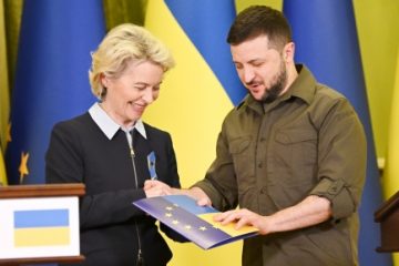 Ursula von der Leyen: UE se află în faţa unei „decizii istorice” privind candidatura Ucrainei