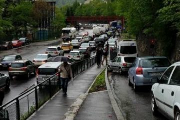 Centrul Infotrafic: Aglomeraţie pe Valea Prahovei; se circulă în coloană pe sensul către Capitală. Ce rute alternative au șoferii