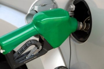 Tranatorii rutieri solicită Guvernului plafonarea preţurilor la motorină şi benzină