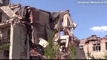 Moscova a anunţat înfiinţarea unui coridor umanitar pentru evacuarea civililor din uzina Azot din Severodoneţk