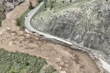 Parcul Naţional Yellowstone, închis pentru prima dată în 34 de ani, din cauza inundaţiilor şi alunecărilor de teren