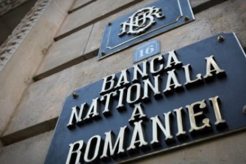 BNR: Contul curent al balanţei de plăţi a înregistrat o creștere a deficitului de 84%
