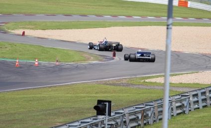 VIDEO Start teribil în Grand Prix-ul de Formula 1 al Marii Britanii. Patru monoposturi au fost implicate într-un accident de proporții