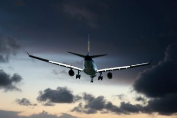 Ecologiștii dau în judecată compania aeriană olandeză KLM pentru „greenwashing”