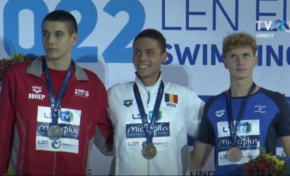 David Popovici este campion european la juniori la 50 de metri liber. „Mă bucur că mai adaug încă o medalie la colecție”
