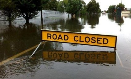 La Niña și criza climatică din spatele recentelor inundații din Australia. Condițiile meteorologice mai calde din jurul Pacificului de vest au dus la ploi torenţiale și la creșterea în volum a râurilor
