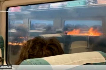 Panică într-un tren din Spania. Vagoanele cu călători s-au oprit în mijlocul unui incendiu de vegetație