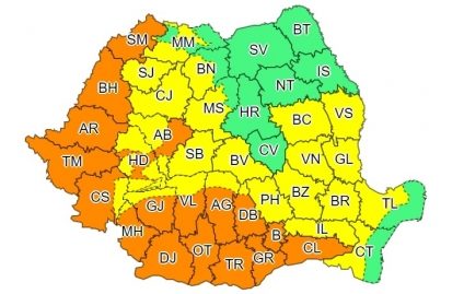 Valul de căldură persistă și săptămâna aceasta: Coduri galbene și portocalii de caniculă în aproape toată țara