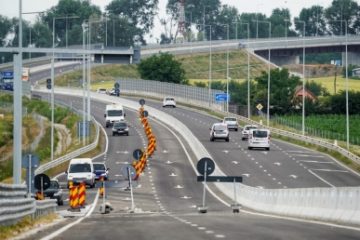 Restricţii de circulaţie pe mai multe sectoare de drumuri naţionale, din cauza caniculei