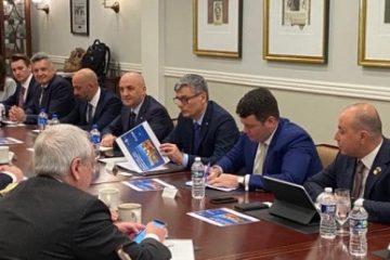 Ministrul Virgil Popescu, vizită în SUA: Dezvoltarea programului nuclear civil şi întărirea parteneriatului strategic în domeniul energiei, pe agenda discuțiilor