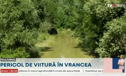 Pericol de inundații în șase comune din județul Vrancea. Râul Râmna, blocat de o alunecare de teren