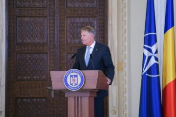 Klaus Iohannis: Jertfa înaintaşilor noştri pe câmpul de bătălie – temelia dezvoltării României întregite, democratice şi europene