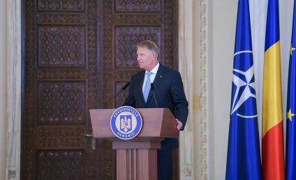 Klaus Iohannis: Jertfa înaintaşilor noştri pe câmpul de bătălie – temelia dezvoltării României întregite, democratice şi europene