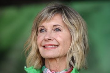 A murit Olivia Newton-John. Actrița și cântăreața care a devenit celebră cu filmul „Grease” avea 73 de ani