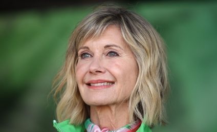 A murit Olivia Newton-John. Actrița și cântăreața care a devenit celebră cu filmul „Grease” avea 73 de ani