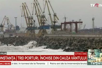 Trei porturi au fost închise la malul mării, din cauza vântului puternic