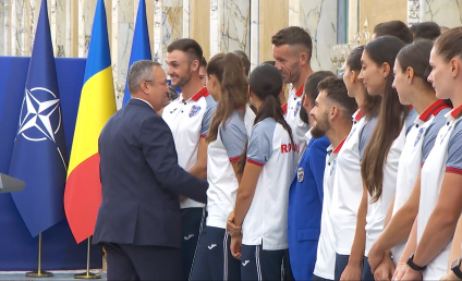 Ceremonie la Guvern dedicată ivilor medaliați în competiţii internaţionale. Ciucă: Când nimeni nu se mai aștepta să avem acest moment de satisfacție și de mândrie națională, voi ați reușit