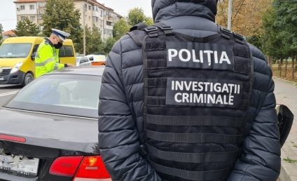 Polițiștii prahoveni au oprit cu focuri de armă un bărbat ce încerca să înşele o femeie prin metoda ”accidentul”