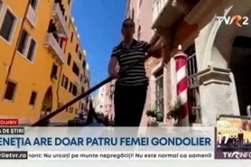 Femeia gondolier, o raritate la Veneția. Gioia Monti demontează mitul gondolierilor bărbați