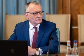 Sorin Cîmpeanu publică rezultatul verificărilor asupra propriei teze de doctorat: ”Respectă normele eticii universitare și deontologiei cercetării”