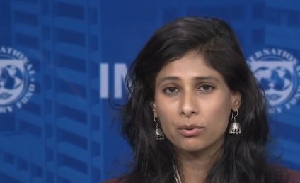 Gita Gopinath (FMI): Băncile centrale trebuie să ia măsuri decisive pentru a contracara inflaţia