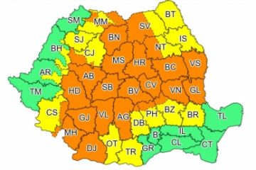 ANM: Cod portocaliu de furtună, în majoritatea regiunilor, dar și Cod galben de caniculă, în 13 județe, inclusiv în București