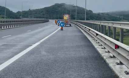 Restricţii de circulaţie pe autostrada A1, între Sibiu şi Sebeş, din cauza degradării suprafeței carosabile