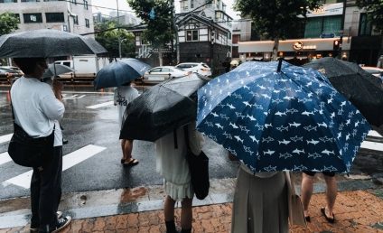 Meteo ANM: Cod galben de ploi şi vijelii în zone din 32 de judeţe, până sâmbătă seara