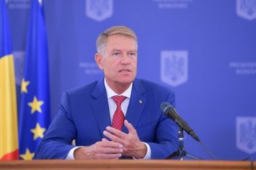 Mesajul preşedintelui Iohannis, cu prilejul Serbărilor Naţionale Ţebea 2022: ”Evenimentele anuale prilejuite de omagierea lui Avram Iancu, ‘Crăişorul Munţilor’, dovedesc importanţa valorilor şi tradiţiilor”