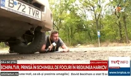 Echipa TVR, prinsă în schimbul de focuri din regiunea Harkov. Corespondență de la trimisul special, Alex Costache: „Sunt bombardamente puternice chiar în acest moment, militarii ne-au spus să stăm culcați”
