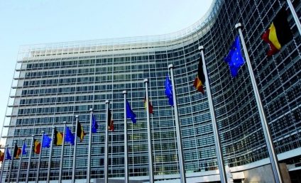 România nu a notificat transpunerea Directivei privind echilibrul dintre viaţa profesională şi privată a părinţilor; Comisia Europeană declanşează infringement