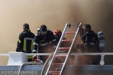 Doi bărbați au suferit arsuri după ce un incendiu a izbucnit la o celulă electrică a unei hale din Parcul Industrial Tetarom, Cluj-Napoca