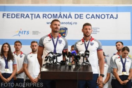 România a câștigat aurul în proba masculină de dublu rame la Mondiale. Marius Cozmiuc şi Sergiu Bejan sunt şi campioni europeni în această probă