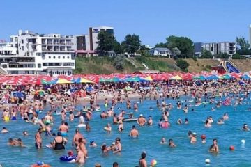 Sondaj | Litoralul românesc conduce în topul destinaţiilor de care turiştii au fost dezamăgiţi vara aceasta