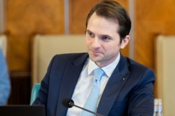 Preşedintele Klaus Iohannis a semnat decretul prin care Sebastian Burduja este desemnat ministru interimar al Educaţiei