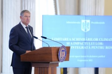 Iohannis: Schimbările climatice au implicaţii directe asupra siguranţei şi bunăstării cetăţenilor