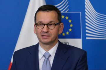 Polonia trece la un nivel superior de alertă de securitate, din cauza situaţiei infrastructurii energetice din afara frontierelor