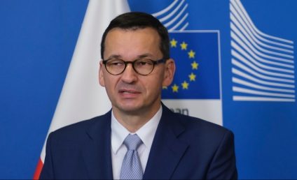 Polonia trece la un nivel superior de alertă de securitate, din cauza situaţiei infrastructurii energetice din afara frontierelor