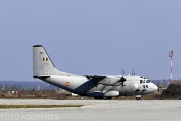 Cinci pacienți ucraineni, tranați din Polonia în Irlanda cu o aeronavă a Forțelor Aeriene Române