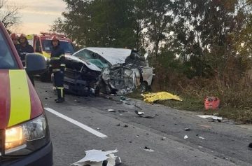 Doi morţi şi şase răniţi, în accidentul dintre un microbuz şi un autocamion la Slobozia Moară, județul Dâmbovița