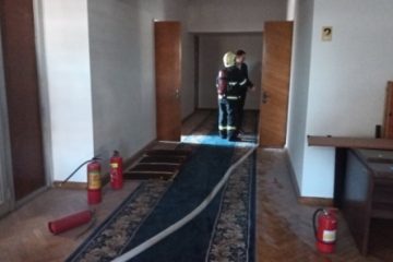 Incendiu în clădirea guvernului de la Chișinău, izbucnit într-unul dintre birouri