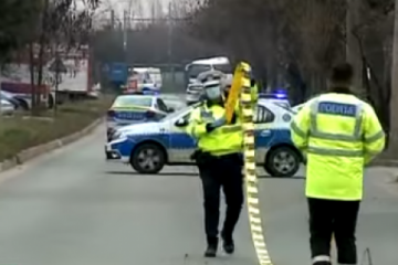 Un minor care s-a urcat la volan după ce consumase alcool a produs un accident la Cluj. Șase persoane au fost spitalizate
