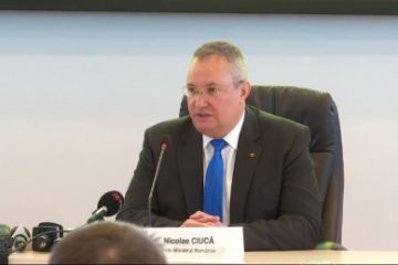 Premierul Nicolae Ciucă, la semnarea contractului pentru ultimul segment al centurii Aradului: Prin acest proiect se asigură fluidizarea și siguranța traficului și se reduc noxele