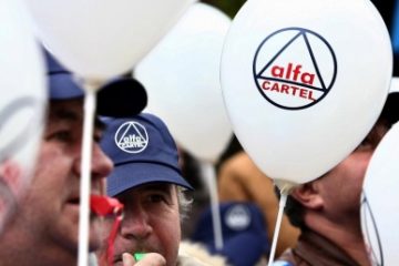 CNS Cartel Alfa protestează la Cotroceni. Protestatarii sunt nemulțumiți de preţurile ridicate la energie, de neaplicarea Legii Salarizării şi blocarea negocierilor colective