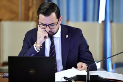 DNA: Fostul ministru al Agriculturii, Adrian Chesnoiu, inculpat pentru abuz în serviciu