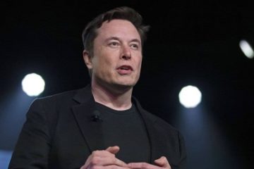 Elon Musk a vândut acţiuni Tesla în valoare de aproape patru miliarde de dolari