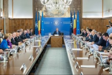 Ciucă: Începe faza a cincea a Programului Operaţional Ajutorarea Persoanelor Dezavantajate. Sunt aproximativ 1,18 milioane de beneficiari