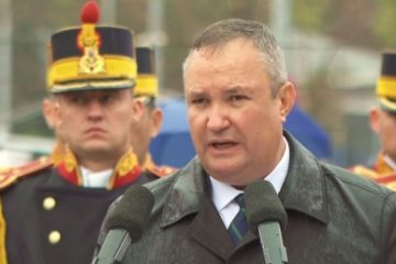 Ciucă: Pregătirea şi înzestrarea Armatei României reprezintă în continuare direcţii-cheie