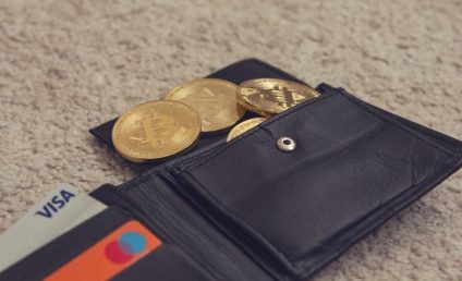 Poliţia Română atrage atenţia asupra înşelăciunilor la tranzacţionarea de criptomonede