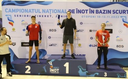 Înot: David Popovici, victorios în proba de 400 m liber la Naţionalele în bazin scurt